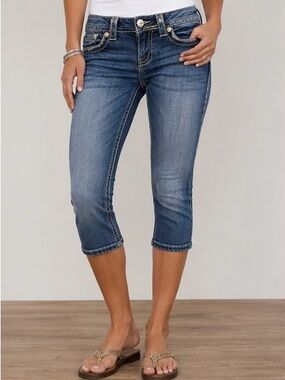 Miss Me Signature Boot Capri Jeans Size 24 Embellished Stretch Denim